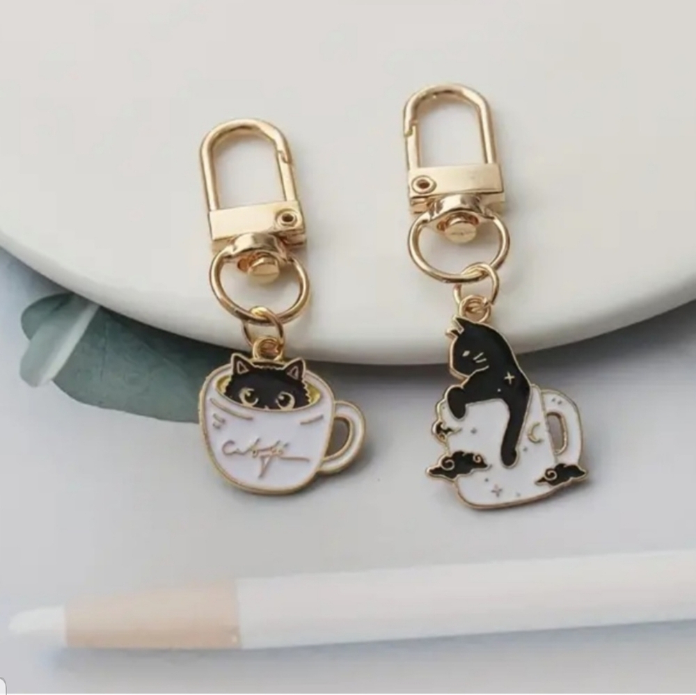 Cat in Coffee Cup Keychain